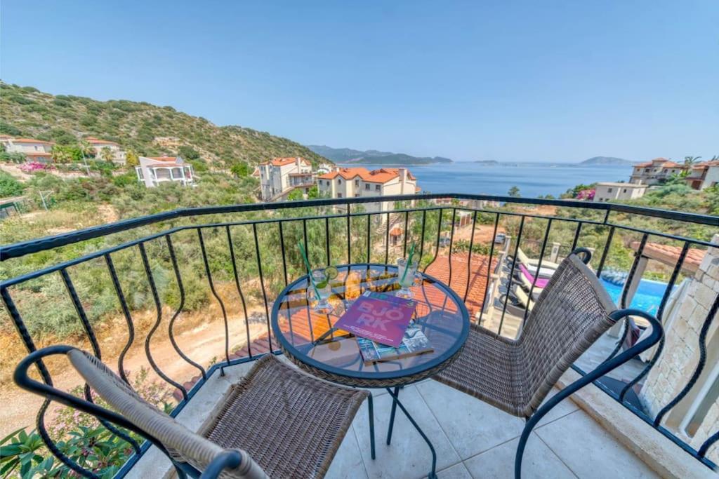 Villa Yaz Amazing Sea View And Meis Island View Каш Екстериор снимка